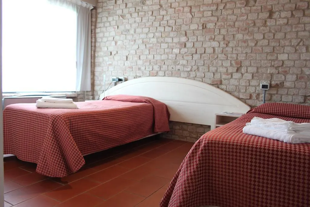 Blue Garibaldi Room & Breakfast Soragna