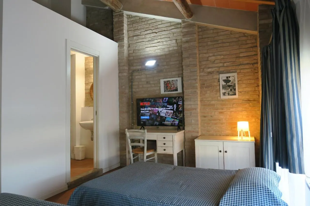Blue Garibaldi Room & Breakfast Soragna Italie