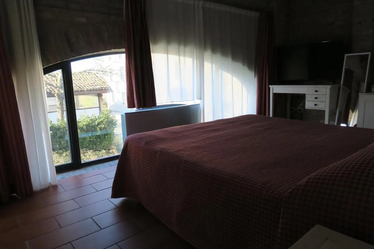 Blue Garibaldi Room & Breakfast Soragna 0*,  Italie