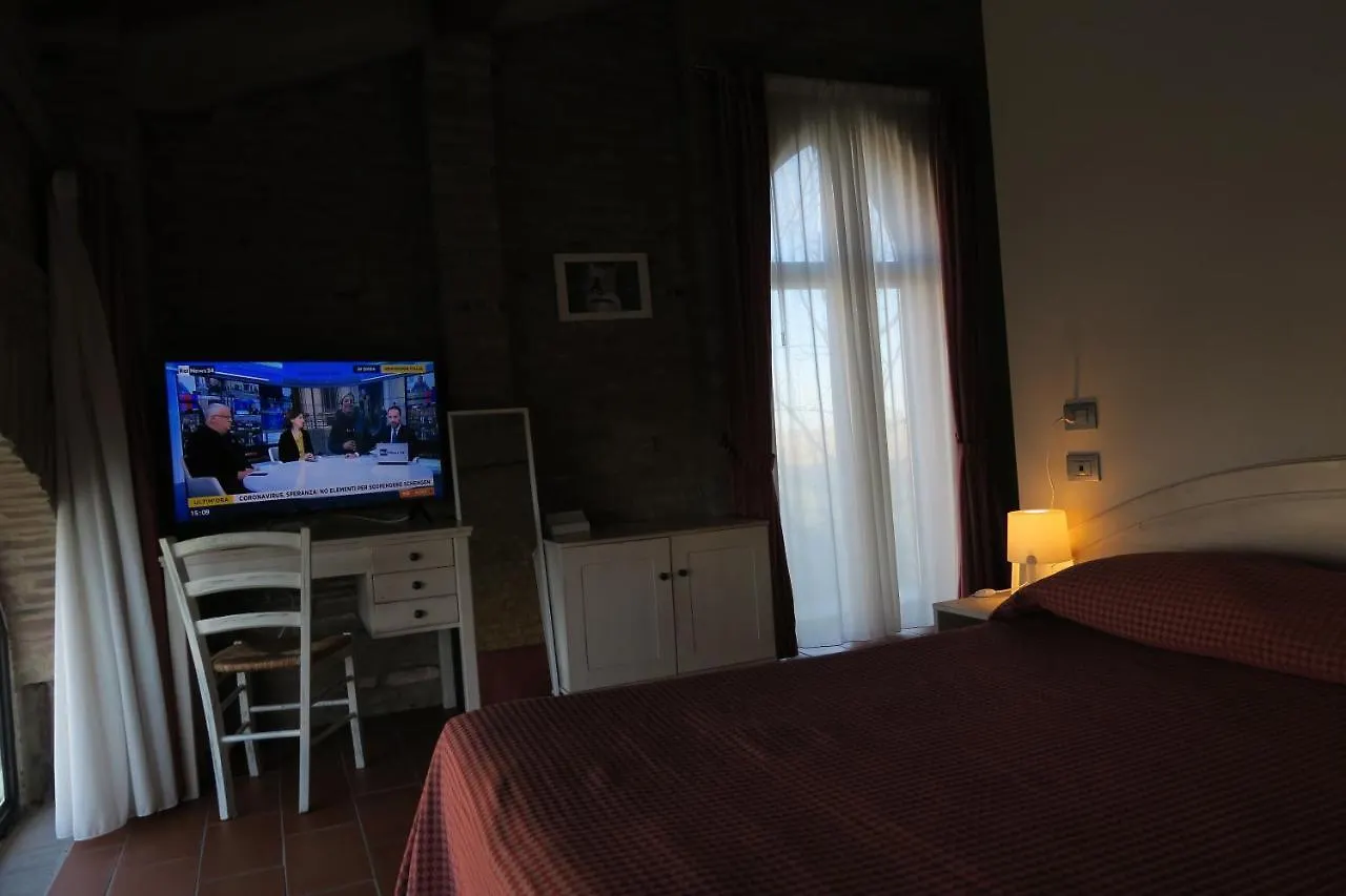 Blue Garibaldi Room & Breakfast Soragna Séjour à la campagne